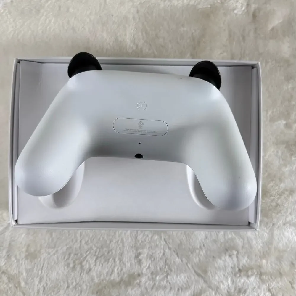Google Stadia Premiere Edition Controller ONLY - NO CHROMECAST OR CHARGER